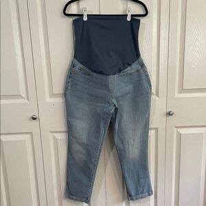 Levi Strauss Maternity Boyfriend Jeans
